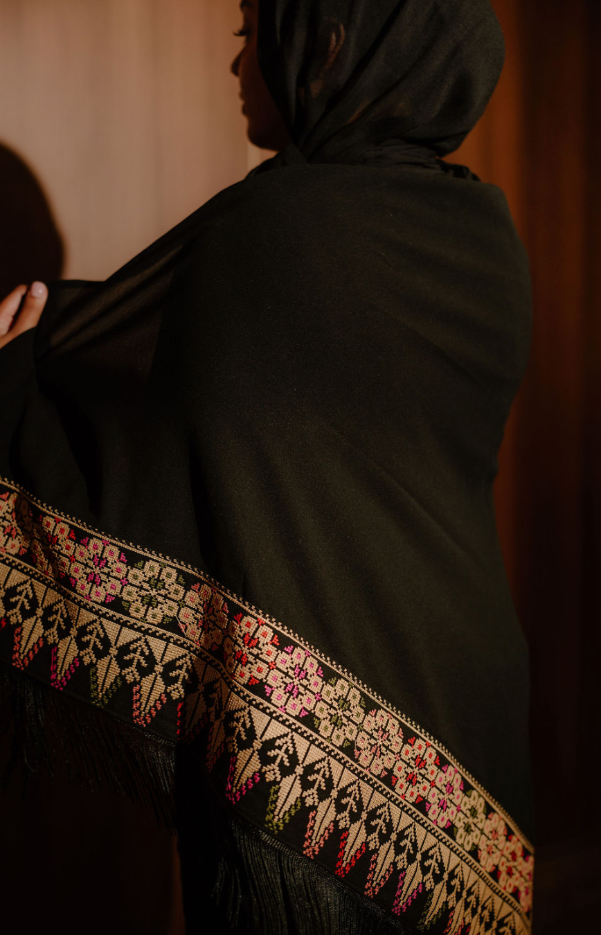 Tatreez shawl (chiffon)