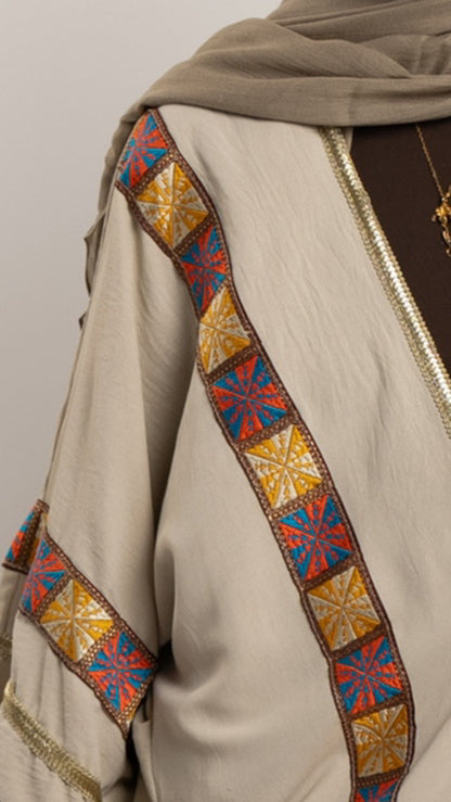 Tuba Abaya