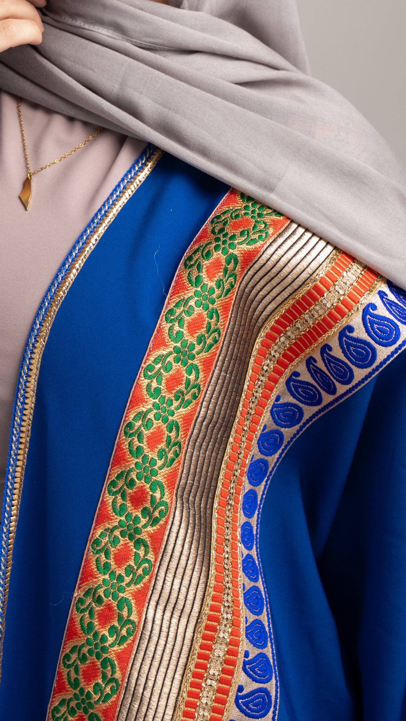 Mira Abaya